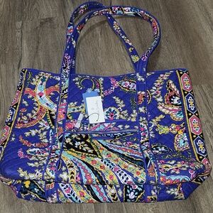 Vera Bradley Women's Blue and Pink Patterned Tote Nwt